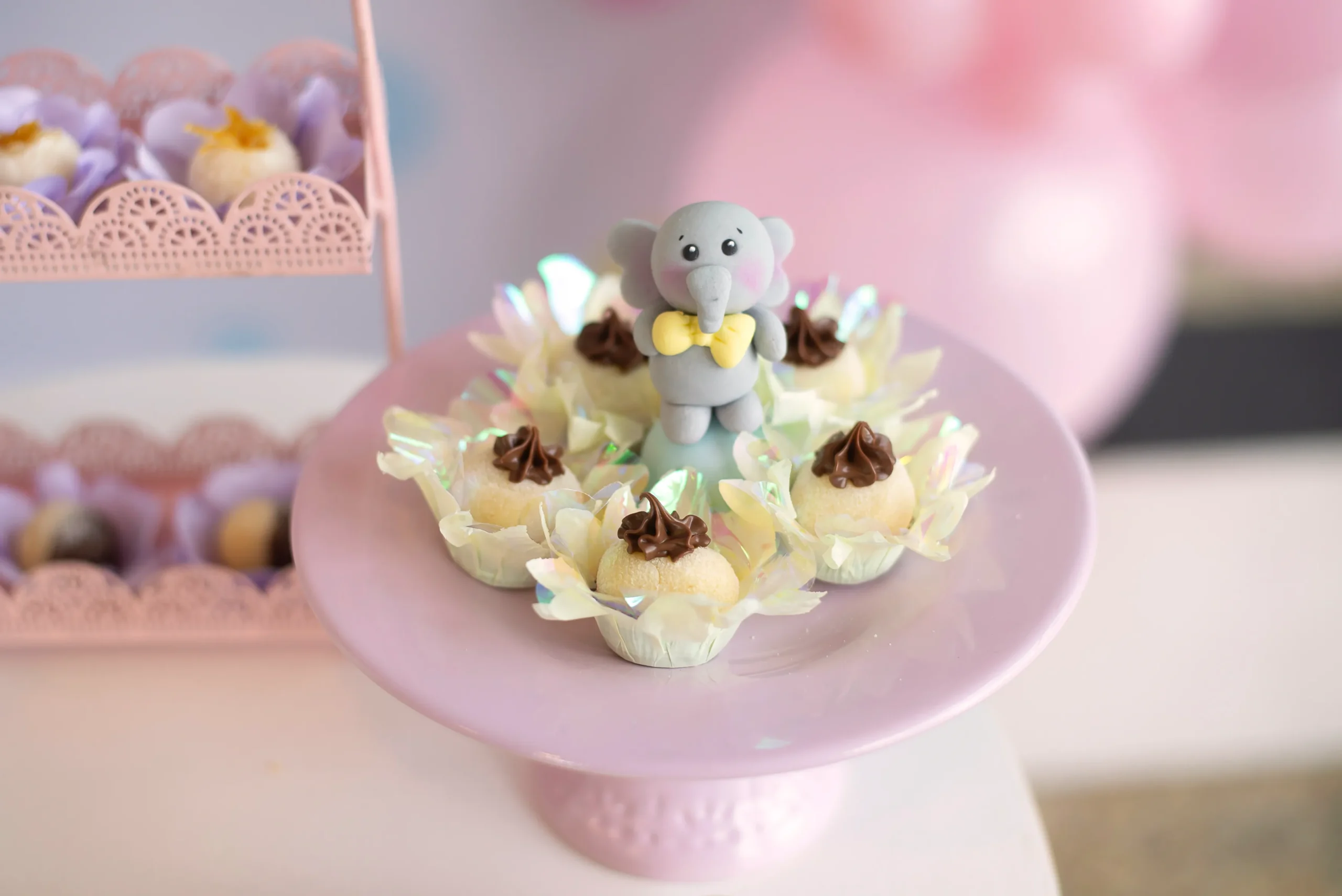 Doces e bolos personalizados para festas